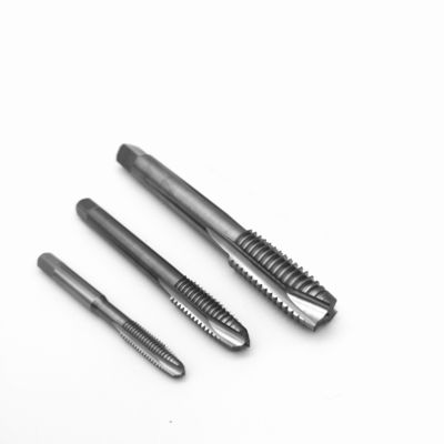 Guter Preis Quadratische Ende M18x2 5 Tap Spiral Flöte Tap Set 3 Flöte Tap für Kohlenstoffstahl und Legierstahl online