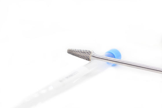 Guter Preis L-Kugel-Kegel-Kegel-Form-Wolframkarbid-Burr 12*28 Standard-Doppelschnitt 6mm Schaft mit 178 Gesamtlänge online